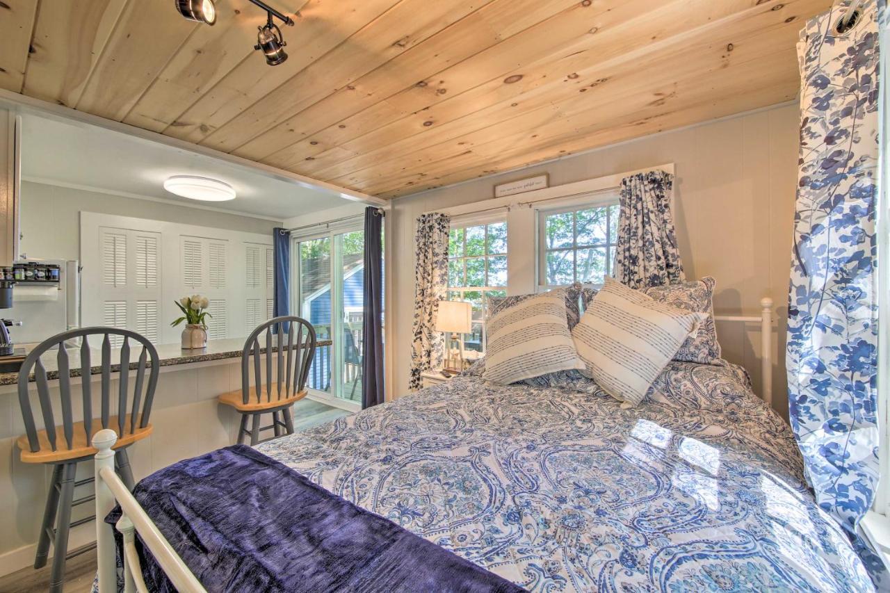 Lush Edgecomb Studio Cottage With Fire Table! Экстерьер фото