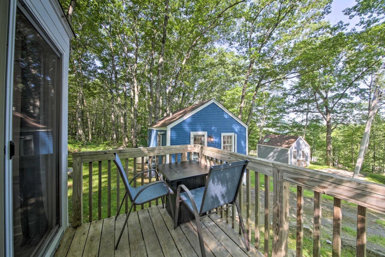 Lush Edgecomb Studio Cottage With Fire Table! Экстерьер фото