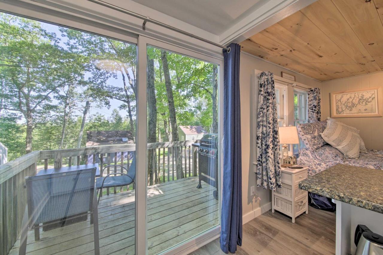 Lush Edgecomb Studio Cottage With Fire Table! Экстерьер фото